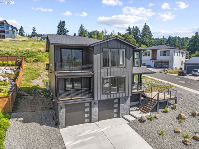 243 Ne HEMMINGWAY Dr, Stevenson, WA 98648