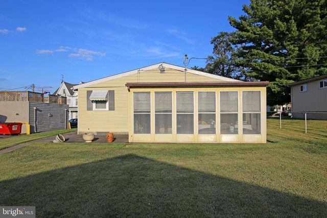 17 S 4TH AVE, Lebanon, PA 17042