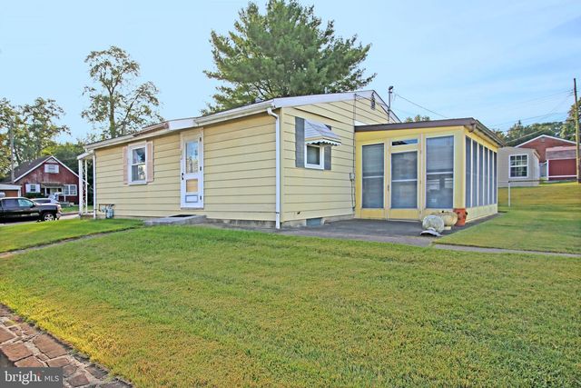 17 S 4TH AVE, Lebanon, PA 17042