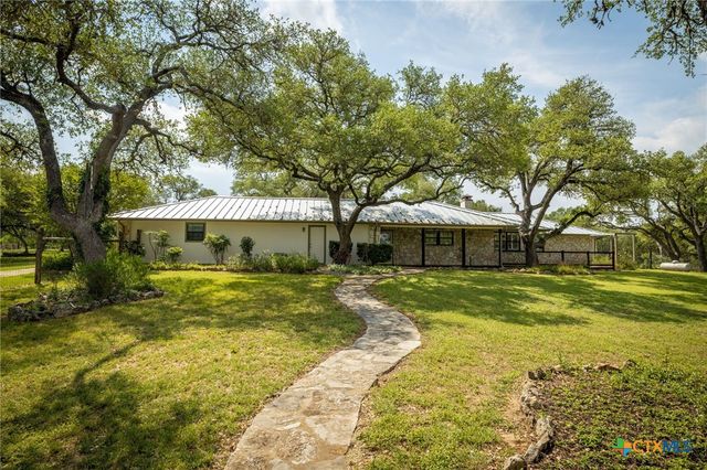 276 Eden Ranch Drive, Canyon Lake, TX 78133