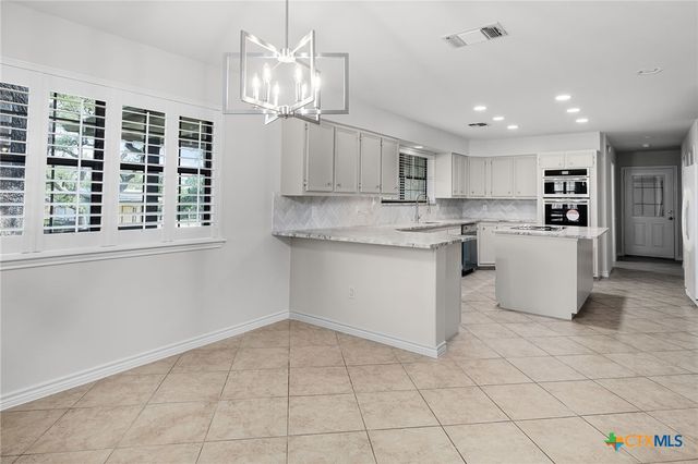 276 Eden Ranch Drive, Canyon Lake, TX 78133