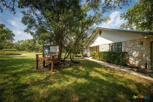 276 Eden Ranch Drive, Canyon Lake, TX 78133
