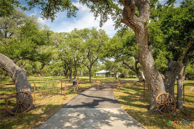 276 Eden Ranch Drive, Canyon Lake, TX 78133