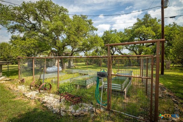 276 Eden Ranch Drive, Canyon Lake, TX 78133