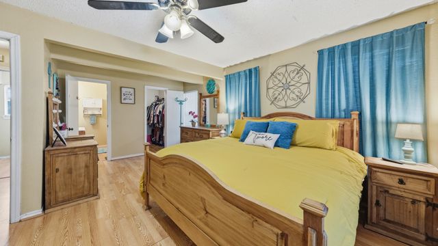 1305 S Lamar Street, Weatherford, TX 76086