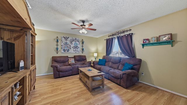 1305 S Lamar Street, Weatherford, TX 76086