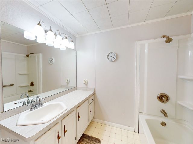 95 River Street, Madison, OH 44057