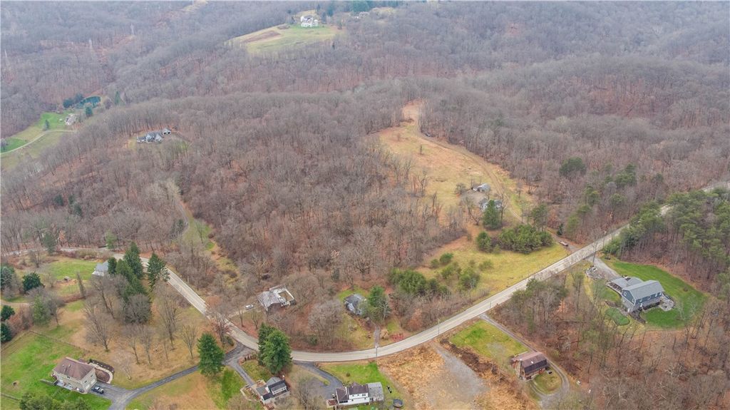 224 Indianola Rd, Indiana Twp, PA 15024