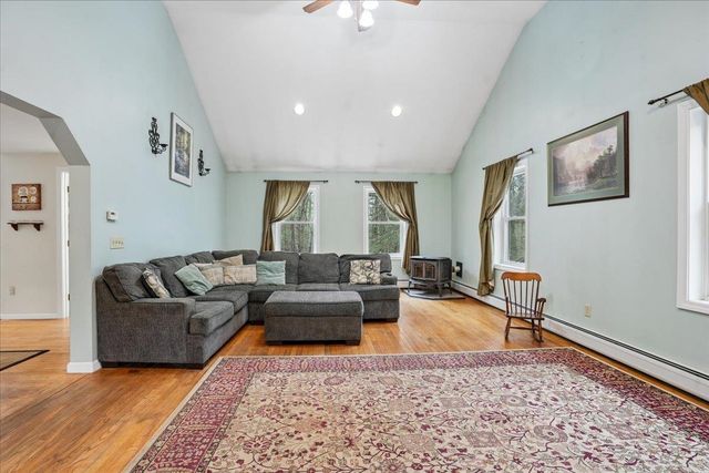 84 Horizon Lane, Candia, NH 03034