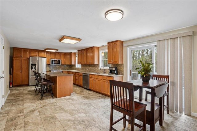 84 Horizon Lane, Candia, NH 03034
