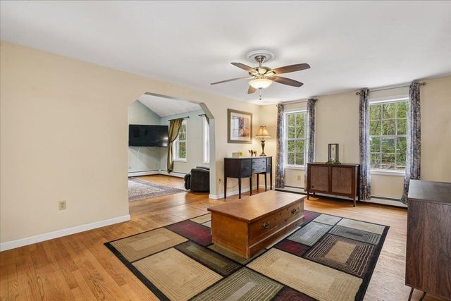 84 Horizon Lane, Candia, NH 03034