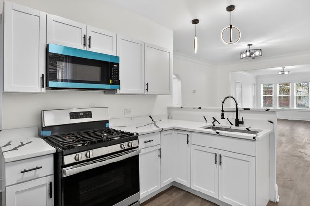 7148 S Eberhart Avenue, Chicago, IL 60619