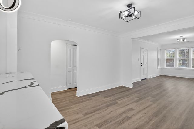 7148 S Eberhart Avenue, Chicago, IL 60619