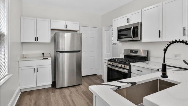 7148 S Eberhart Avenue, Chicago, IL 60619