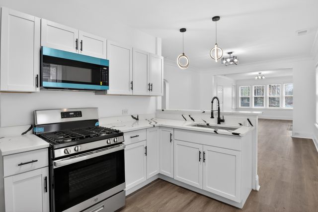 7148 S Eberhart Avenue, Chicago, IL 60619