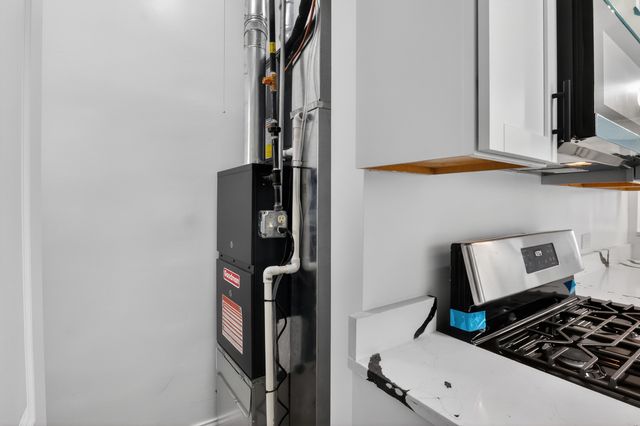 7148 S Eberhart Avenue, Chicago, IL 60619