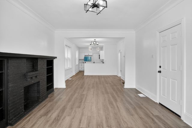 7148 S Eberhart Avenue, Chicago, IL 60619