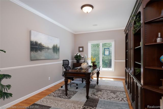 32405 Maria Court, Livonia, MI 48152