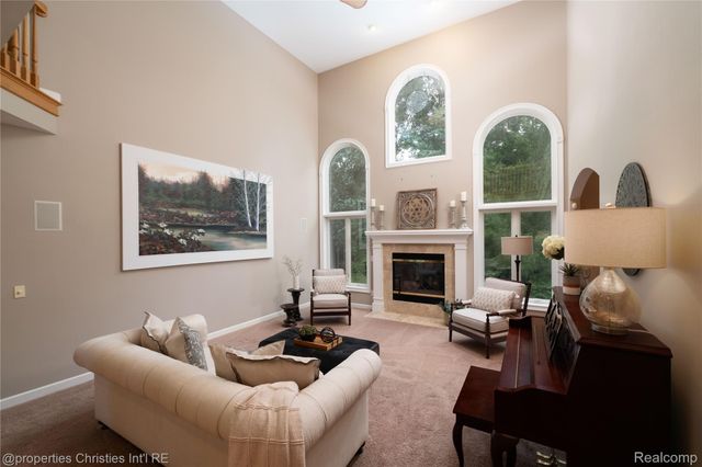 32405 Maria Court, Livonia, MI 48152