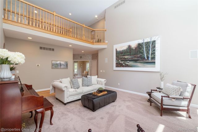32405 Maria Court, Livonia, MI 48152