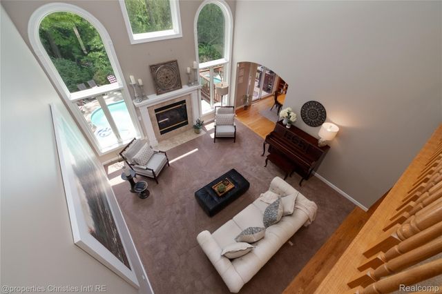 32405 Maria Court, Livonia, MI 48152