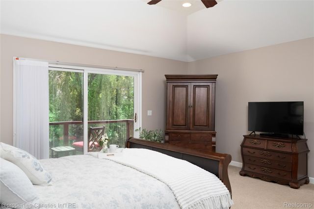32405 Maria Court, Livonia, MI 48152