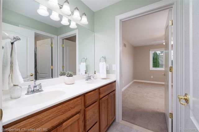32405 Maria Court, Livonia, MI 48152