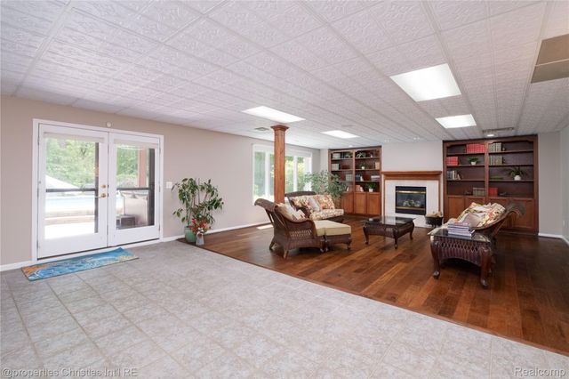32405 Maria Court, Livonia, MI 48152