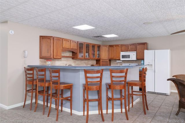 32405 Maria Court, Livonia, MI 48152