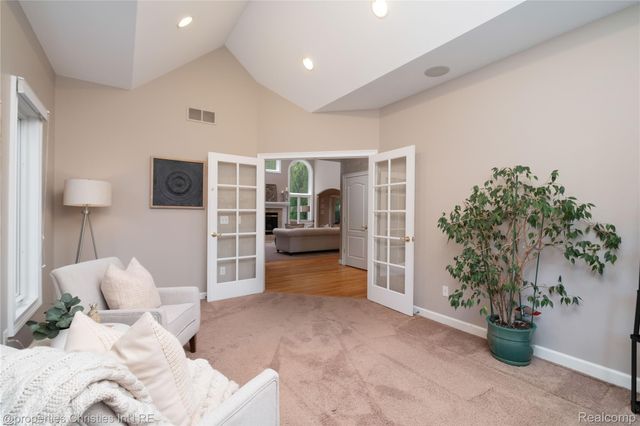 32405 Maria Court, Livonia, MI 48152