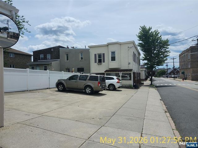 301 Copeland Avenue, Lyndhurst, NJ 07071