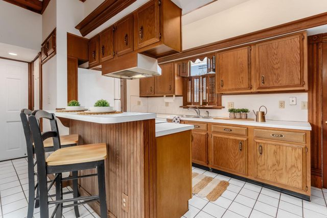 300 Jackson Street, Columbus, OH 43206