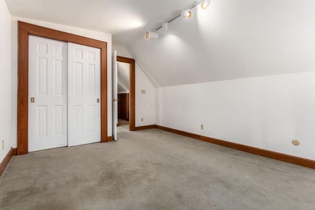 300 Jackson Street, Columbus, OH 43206