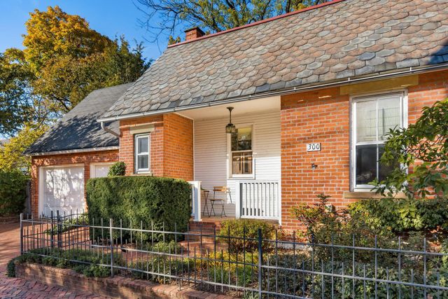 300 Jackson Street, Columbus, OH 43206