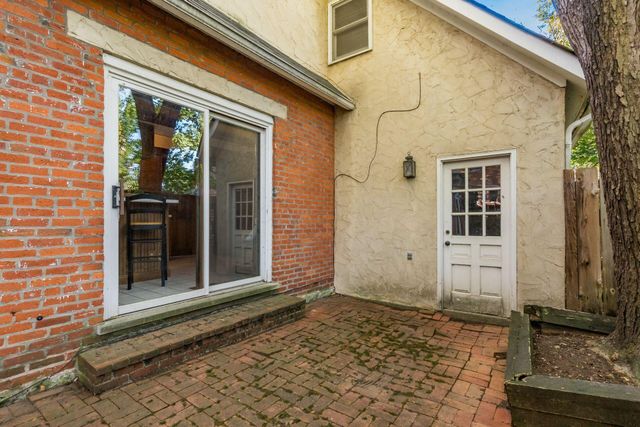 300 Jackson Street, Columbus, OH 43206