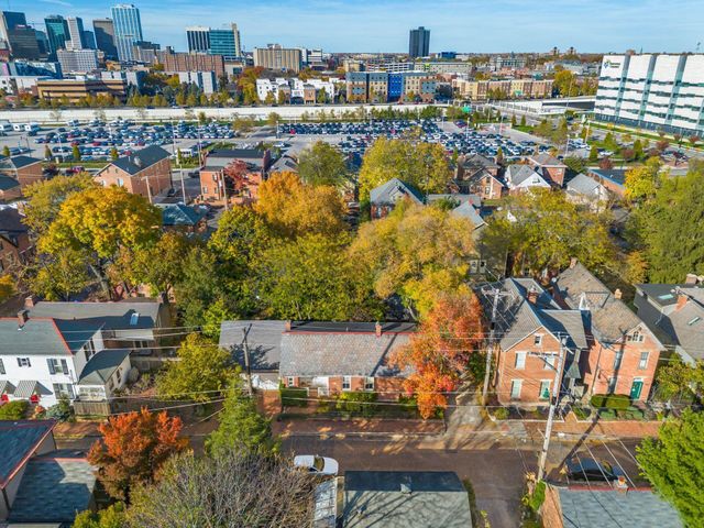 300 Jackson Street, Columbus, OH 43206