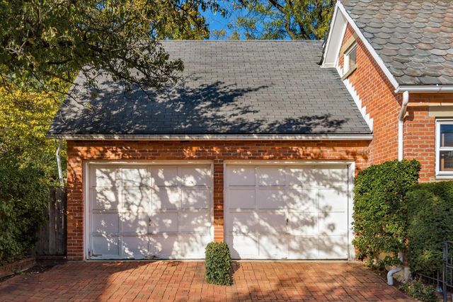 300 Jackson Street, Columbus, OH 43206