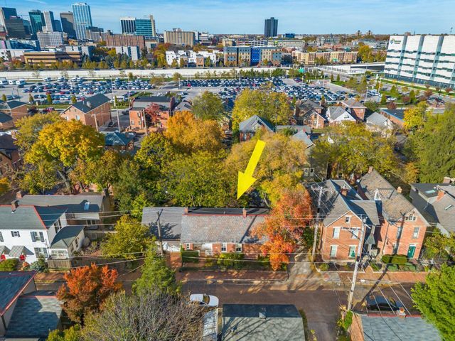 300 Jackson Street, Columbus, OH 43206