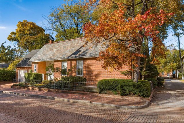 300 Jackson Street, Columbus, OH 43206