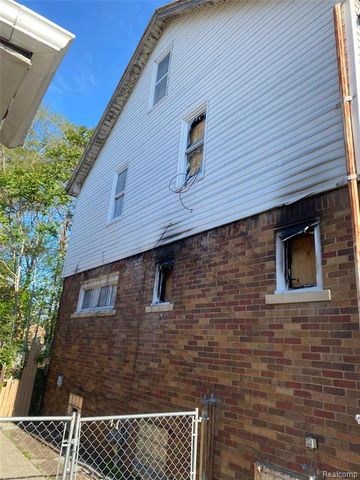 18985 Monica Street, Detroit, MI 48221
