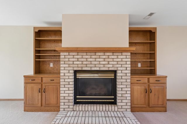 1193 Shawmut Street S, Shakopee, MN 55379