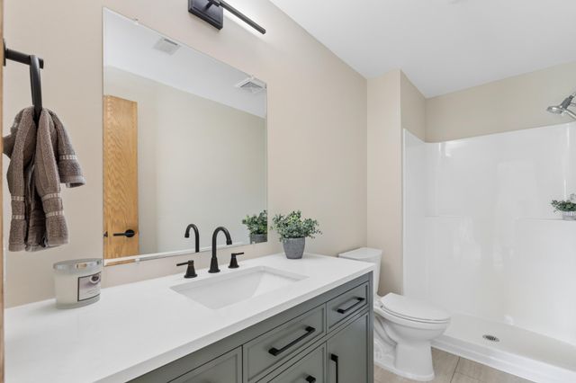 1193 Shawmut Street S, Shakopee, MN 55379