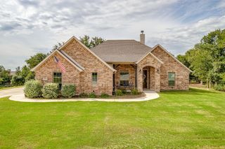404 Lacey Oak Court, Weatherford, TX 76085