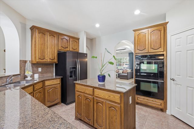 13265 Blue Jean Drive, Fort Worth, TX 76052