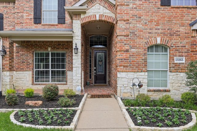 13265 Blue Jean Drive, Fort Worth, TX 76052