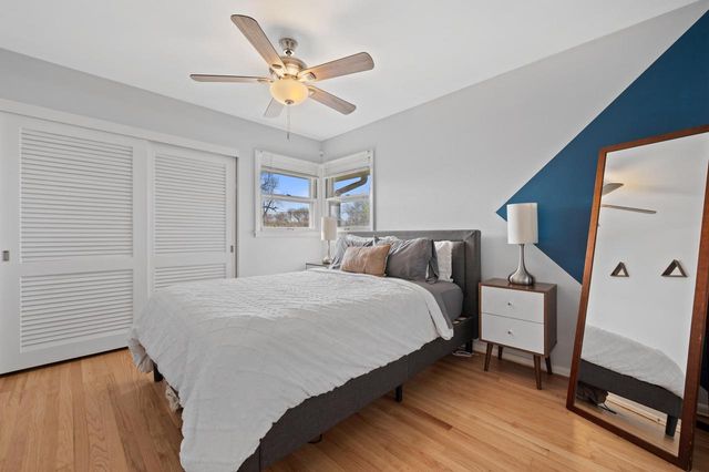 10810 Harvest LANE, Milwaukee, WI 53225