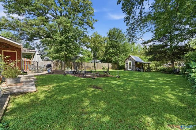 1923 Stevens Drive NE, Huntsville, AL 35801