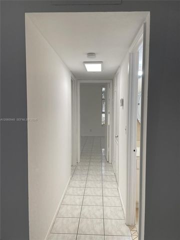 920 NE 199th Street 3093J, Miami, FL 33179