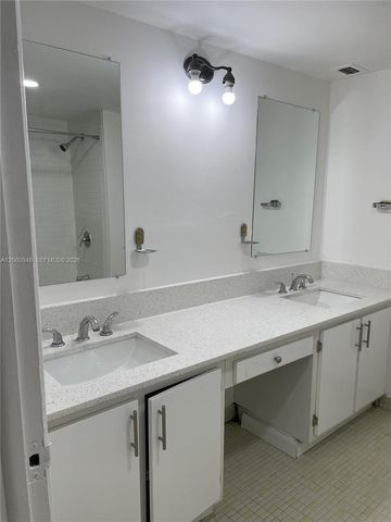 920 NE 199th Street 3093J, Miami, FL 33179