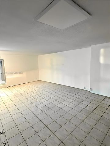 920 NE 199th Street 3093J, Miami, FL 33179